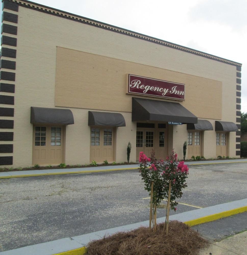 Regency Inn Fayetteville/Fort Bragg エクステリア 写真